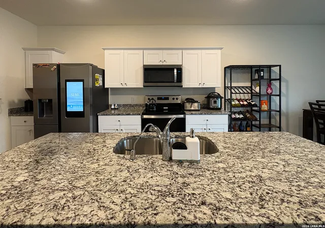 Photo 4 of Single family home for sale at 7743 Fern, San Antonio, TX 78252 | MLS# 1941719 | Listing updated on 2026-04-08