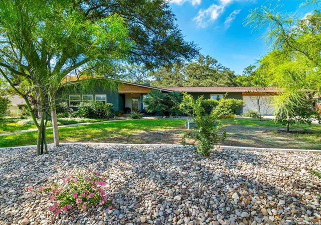 2nd image of 1511 Haskin Dr, San Antonio, TX 78209 | MLS# 1941730