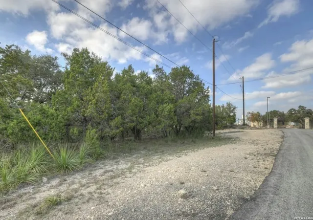 Photo 4 of Land for sale at 2021 Ronda, Canyon Lake, TX 78133 | MLS# 1941758 | Listing updated on 2026-02-27
