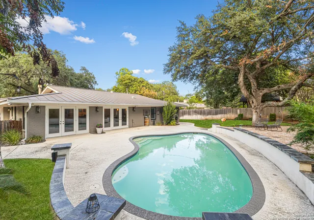 2nd image of 118 Laramie, San Antonio, TX 78209 | MLS# 1941883