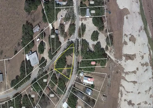 22nd image of 138 Lakeshore Dr S, Bandera, TX 78003 | MLS# 1941990