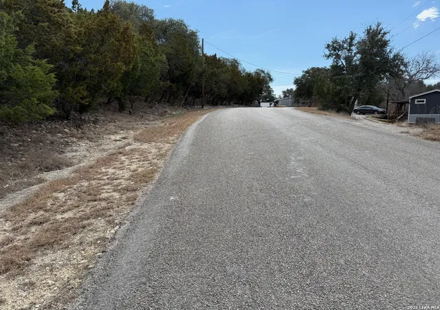 Photo 2 of Sale Pending at 2192 Waterfront Park Dr, Canyon Lake, TX 78133 | MLS# 1942025 | Listing updated on 2026-04-15