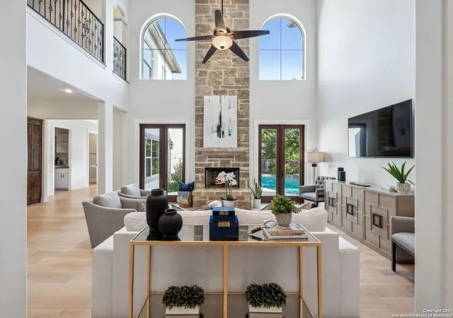 1st image of 1005 Wiltshire, Terrell Hills, TX 78209 | MLS# 1942032