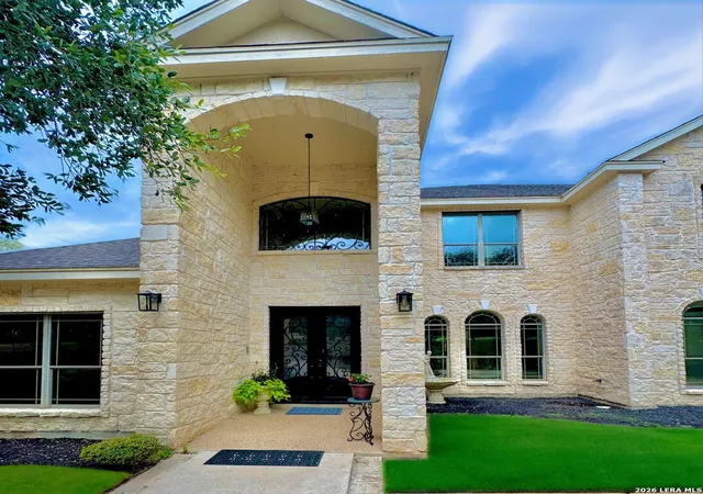 Photo 4 of Single family home for sale at 1130 Whispering Water, Spring Branch, TX 78070 | MLS# 1942043 | Listing updated on 2026-08-17