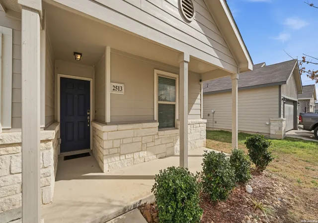 Homes for sale in Seguin, TX | 2513 Hiddenbrooke Trace, Seguin, TX 78155 | MLS# 1942072