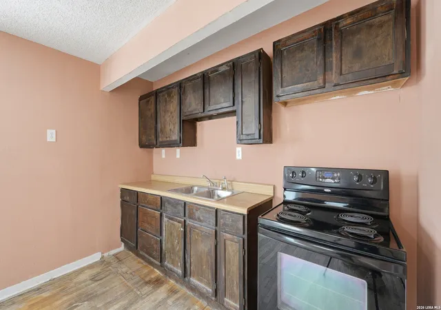 Photo 3 of Single family home for sale at 1321 Quail, Seguin, TX 78155 | MLS# 1942085 | Listing updated on 2026-04-07