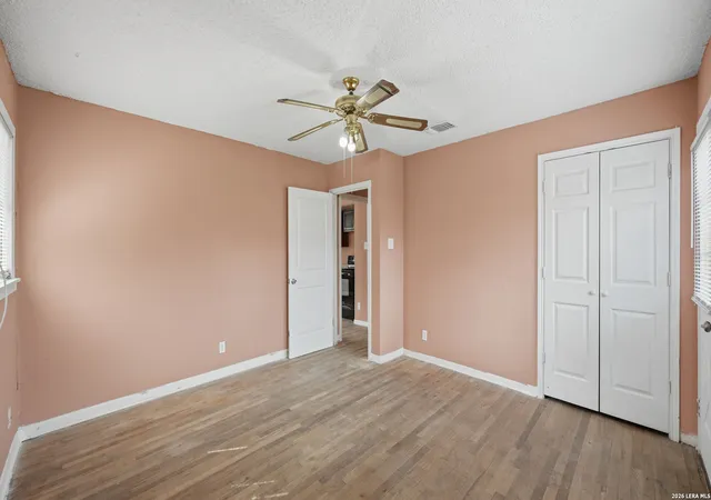 Photo 3 of Single family home for sale at 1321 Quail, Seguin, TX 78155 | MLS# 1942085 | Listing updated on 2026-04-07