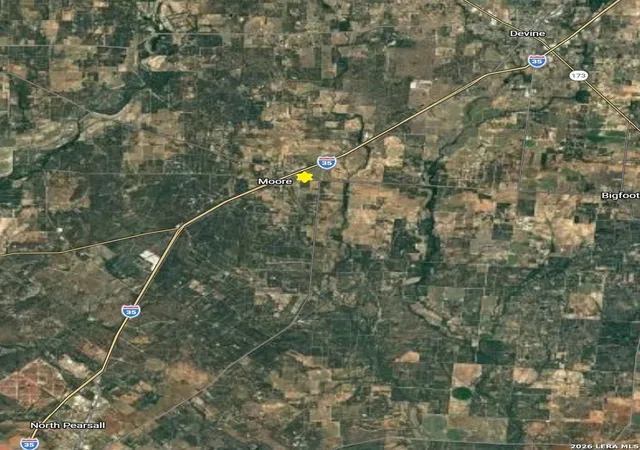 3rd image of 000 E Fm 462, Moore, TX 78057 | MLS# 1942090
