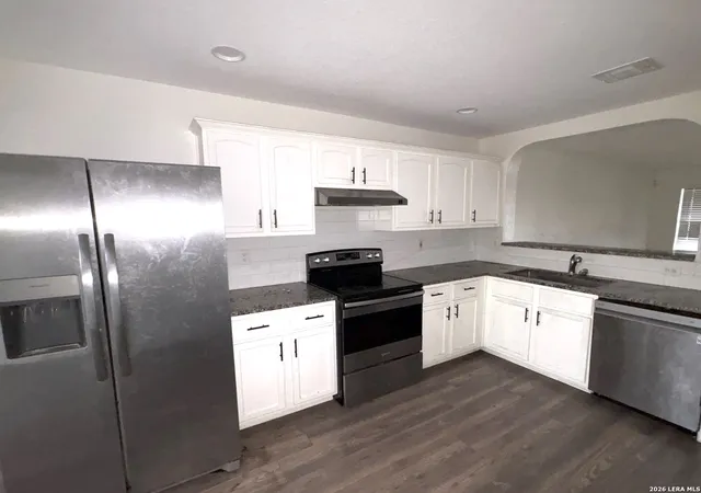 Photo 3 of Sale Pending at 7819 Afterglow Vale, San Antonio, TX 78252 | MLS# 1942160 | Listing updated on 2026-04-23
