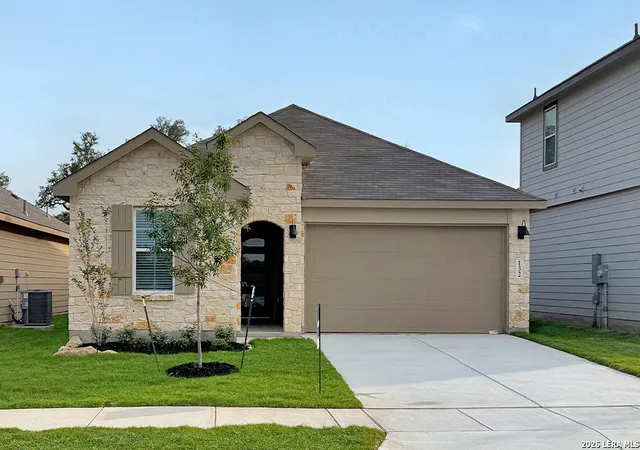 1st image of 132 Hazel Peak, San Antonio, TX 78207 | MLS# 1942220