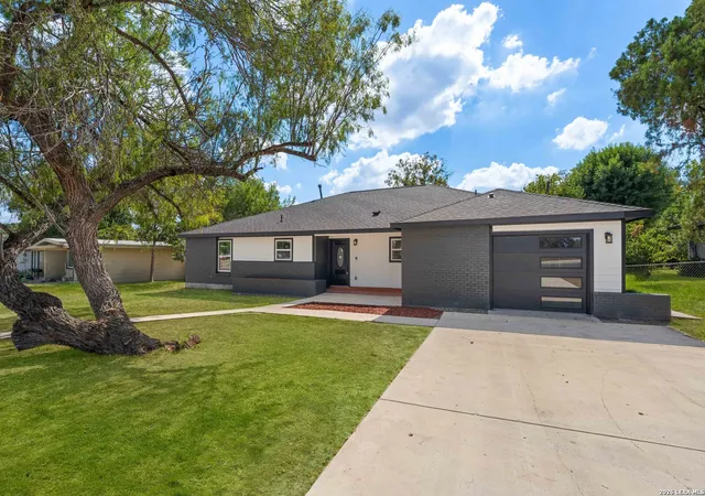 5th image of 246 Sprucewood, San Antonio, TX 78216 | MLS# 1942221