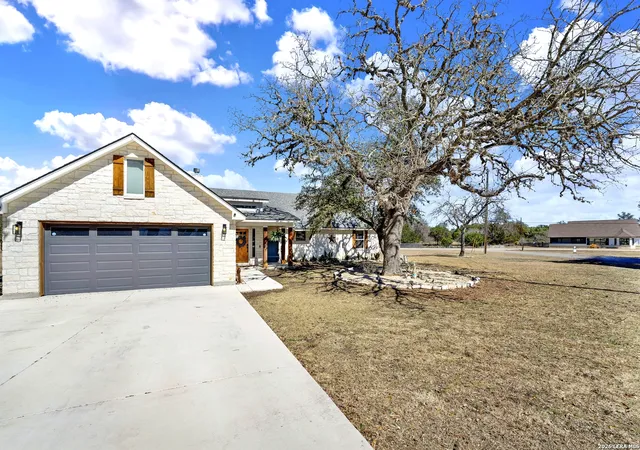 Photo 1 of Single family home for sale at 106 Tawny Oak, Bandera, TX 78003 | MLS# 1942224 | Listing updated on 2026-02-27