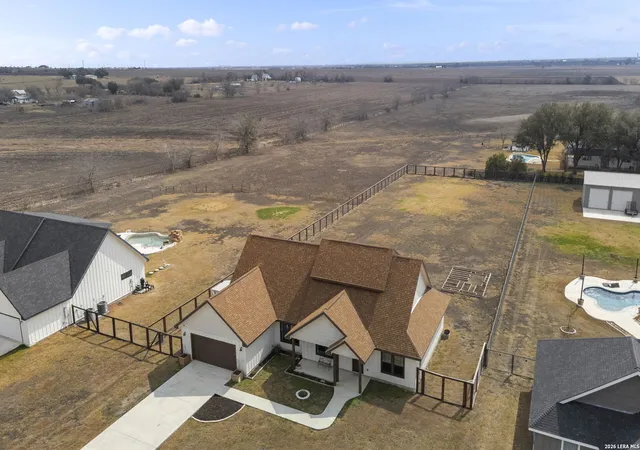 3rd image of 659 Thormeyer, Seguin, TX 78155 | MLS# 1942249