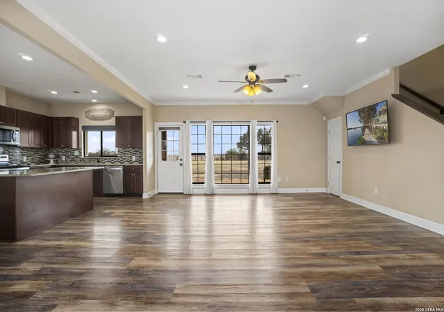 4th image of 659 Thormeyer, Seguin, TX 78155 | MLS# 1942249