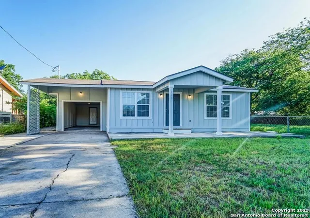 Photo 3 of Single family home for sale at 825 Fitch, San Antonio, TX 78214 | MLS# 1942256 | Listing updated on 2026-03-01