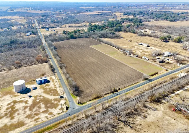 2nd image of 13310 Macdona Lacoste, Atascosa, TX 78002 | MLS# 1942329