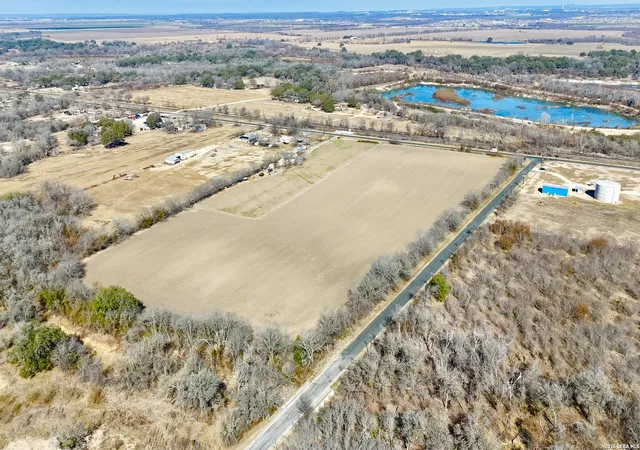 3rd image of 13310 Macdona Lacoste, Atascosa, TX 78002 | MLS# 1942329
