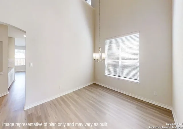 Photo 3 of Sale Pending at 20829 Stonework Spur, San Antonio, TX 78266 | MLS# 1942340 | Listing updated on 2026-03-16