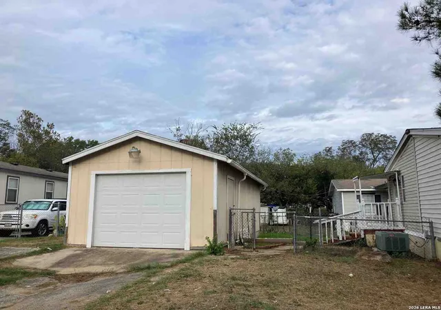 3rd image of 2221 Bear Springs, San Antonio, TX 78245 | MLS# 1942357