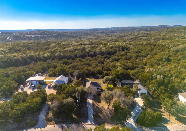 Photo 3 of Sale Pending at 1192 Desiree, Canyon Lake, TX 78133 | MLS# 1942360 | Listing updated on 2026-03-30