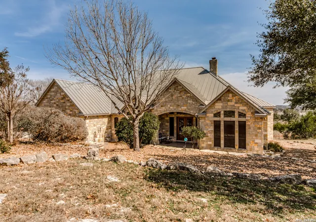 Photo 2 of Sale Pending at 278 Gauntlet, Spring Branch, TX 78070 | MLS# 1942361 | Listing updated on 2026-03-13