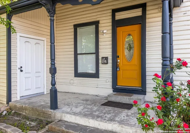 Homes for sale in San Antonio, TX | 302 Lamar, San Antonio, TX 78202 | MLS# 1942365