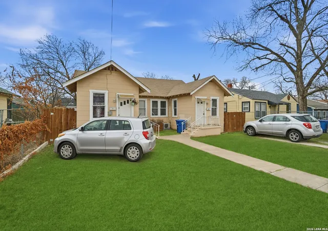 Homes for sale in San Antonio, TX | 411 Canton, San Antonio, TX 78202 | MLS# 1942440