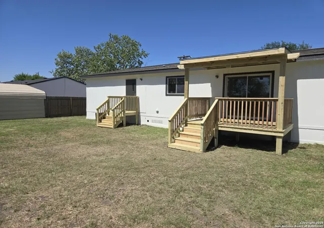 Photo 4 of Manufactured home for sale at 338 Rosemary, New Braunfels, TX 78130 | MLS# 1942496 | Listing updated on 2026-04-21
