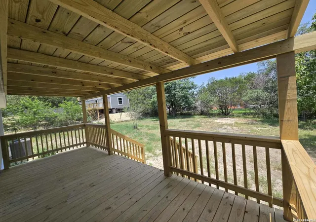 Photo 4 of Single family home for sale at 269 E Clark, Canyon Lake, TX 78133 | MLS# 1942517 | Listing updated on 2026-07-13