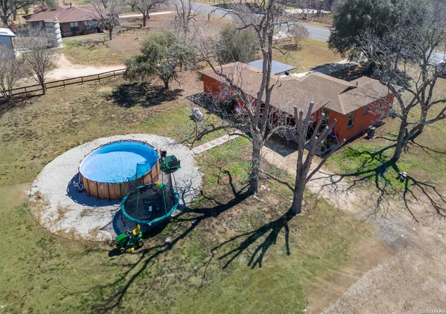 1st image of 12055 Fm 1346, Saint Hedwig, TX 78152 | MLS# 1942566
