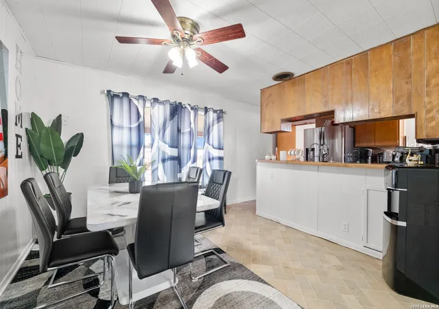 Photo 4 of Single family home for sale at 12055 Fm 1346, Saint Hedwig, TX 78152 | MLS# 1942566 | Listing updated on 2026-07-23