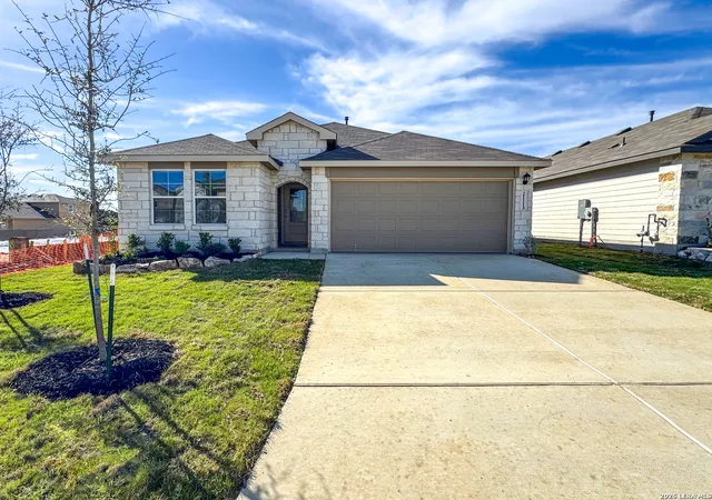Photo 1 of Sale Pending at 21113 Boulder Flats, San Antonio, TX 78266 | MLS# 1942612 | Listing updated on 2026-05-04