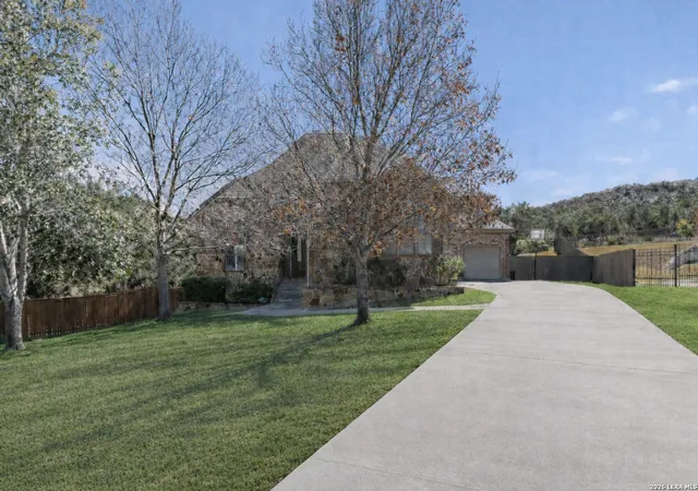 Photo 3 of Single family home for sale at 21702 Eden Rose, San Antonio, TX 78256 | MLS# 1942618 | Listing updated on 2026-04-24