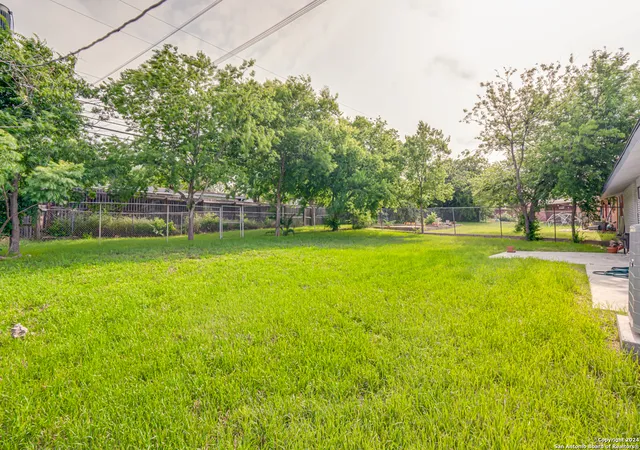 34th image of 323 Senova Dr, San Antonio, TX 78216 | MLS# 1942630