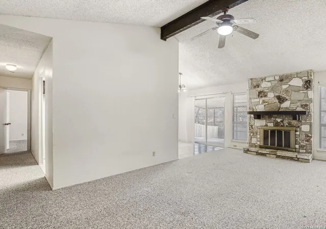 Photo 3 of Sale Pending at 9714 Bay Vw, San Antonio, TX 78239 | MLS# 1942640 | Listing updated on 2026-08-17