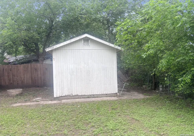 Homes for sale in San Antonio, TX | 2223 Hays, San Antonio, TX 78202 | MLS# 1942642