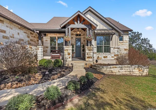 Photo 1 of Single family home for sale at 619 Cambridge, New Braunfels, TX 78132 | MLS# 1942669 | Listing updated on 2026-04-04