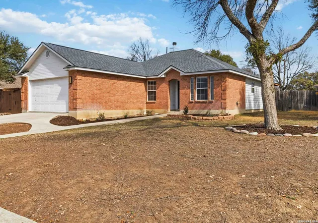 Photo 3 of Sale Pending at 8106 Heritage Park, San Antonio, TX 78240 | MLS# 1942705 | Listing updated on 2026-04-04