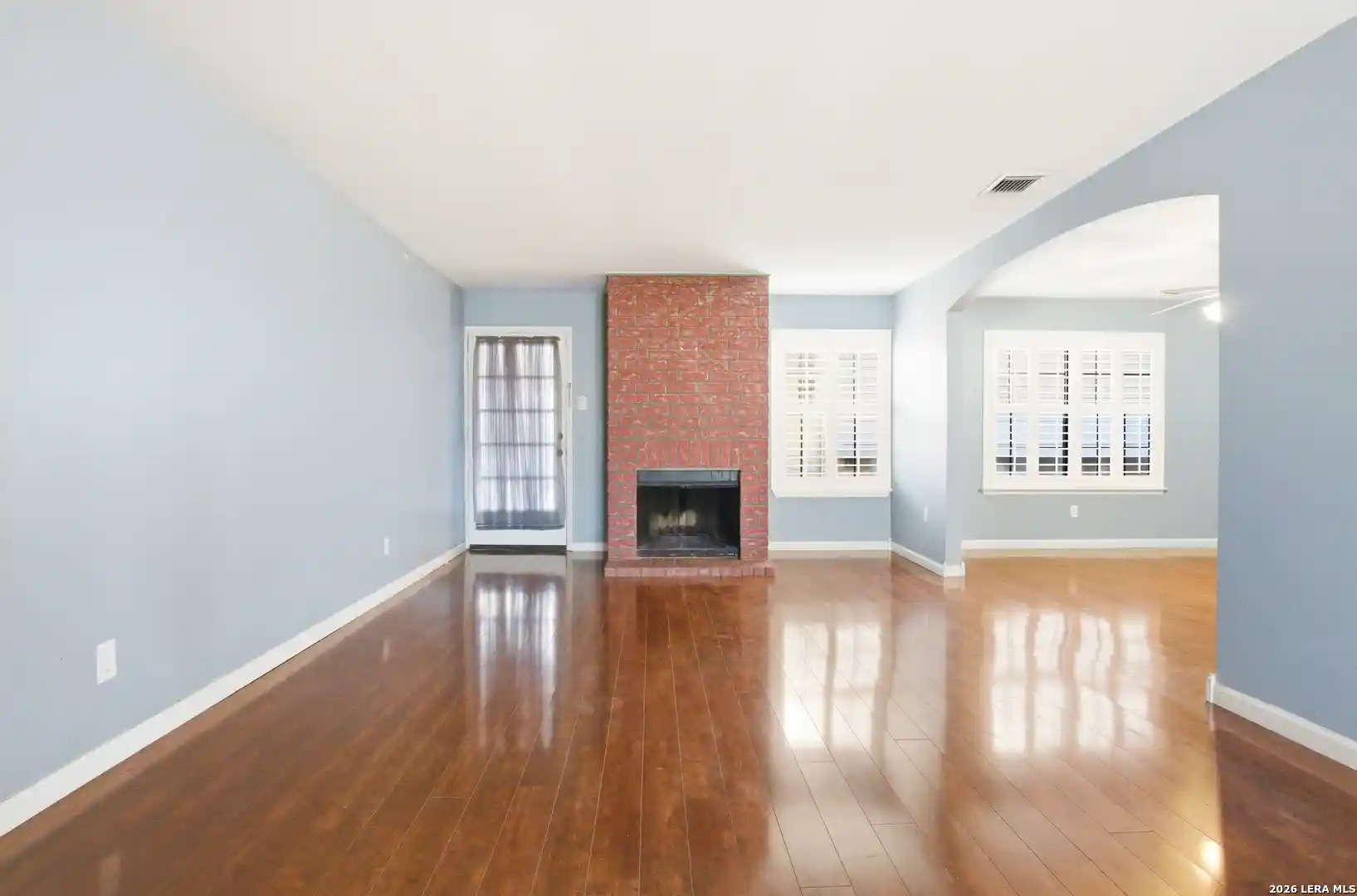 Listing Photo 2 - Condo for sale in 7711 Callaghan located at 7711 Callaghan, San Antonio, TX 78229 - Unit #APT 404