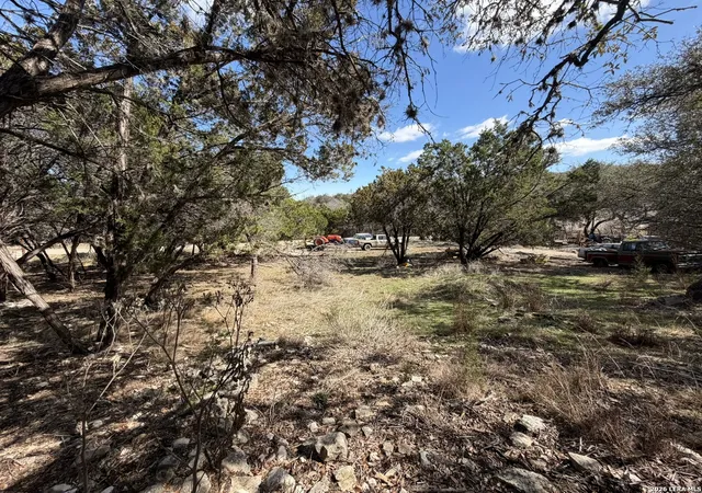 Photo 1 of Sale Pending at 613 Royal Oak, Canyon Lake, TX 78133 | MLS# 1942742 | Listing updated on 2026-04-11