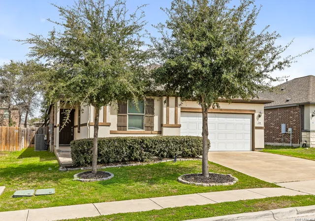 Photo 2 of Single family home for sale at 216 Braeden Brooke, San Marcos, TX 78666 | MLS# 1942796 | Listing updated on 2026-05-17