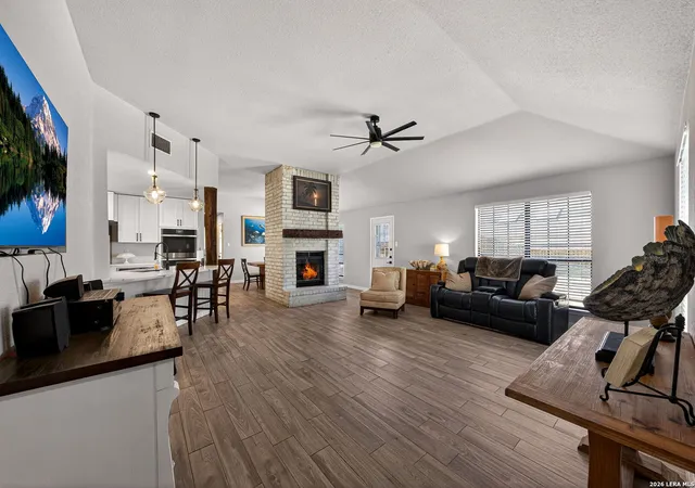 Photo 4 of Sale Pending at 1015 Hedgestone, San Antonio, TX 78258 | MLS# 1942800 | Listing updated on 2026-03-03