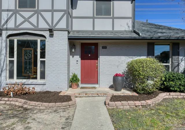 Photo 2 of Sale Pending at 10406 Severn, San Antonio, TX 78217 | MLS# 1942815 | Listing updated on 2026-03-11