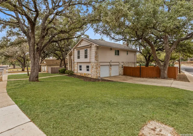 Photo 2 of Sale Pending at 14131 Kings Meadows, San Antonio, TX 78231 | MLS# 1942911 | Listing updated on 2026-09-17