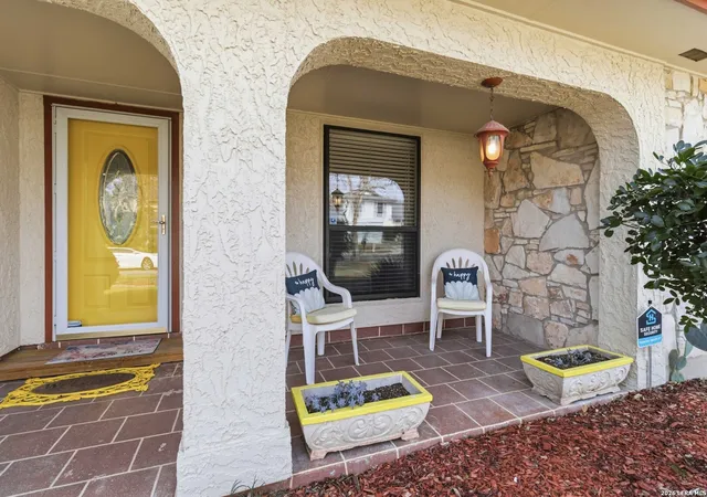 Photo 4 of Sale Pending at 8314 Delphian Dr, Universal City, TX 78148 | MLS# 1942928 | Listing updated on 2026-03-25