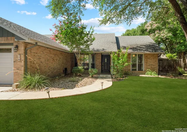Photo 1 of Single family home for sale at 116 Bobwhite, Seguin, TX 78155 | MLS# 1942944 | Listing updated on 2026-03-06
