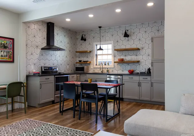 Photo 2 of Sale Pending at 139 Palo Blanco, San Antonio, TX 78210 | MLS# 1943085 | Listing updated on 2026-05-18