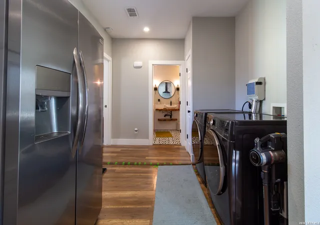 Photo 4 of Sale Pending at 139 Palo Blanco, San Antonio, TX 78210 | MLS# 1943085 | Listing updated on 2026-05-18