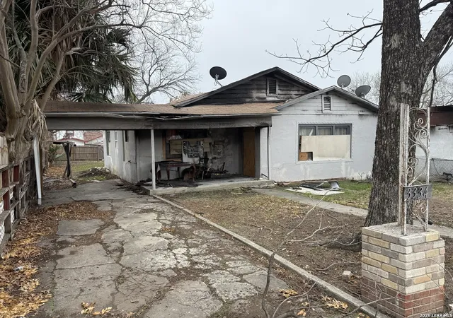 1st image of 3334 W Commerce, San Antonio, TX 78207 | MLS# 1943087