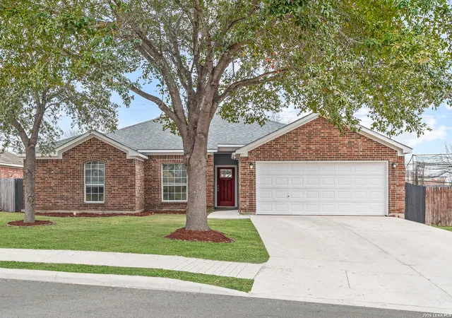Photo 1 of Sale Pending at 7323 Vista Grv, San Antonio, TX 78242 | MLS# 1943137 | Listing updated on 2026-03-05
